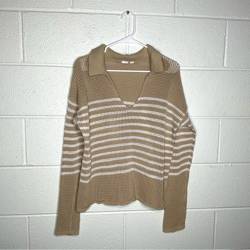 < Gap Tan/White Striped Crochet Collared Sweater > - Picture 2 of 5